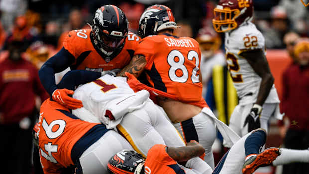 TDP-L-BRONCOS-WASHINGTON-_ADO7507x